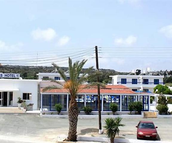 Flokkas Hotel Apartments Larnaca District Protaras Entrance