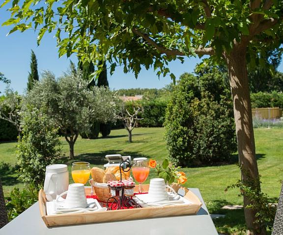 Best Western Aurelia Provence - Alpes - Cote d'Azur Maussane-les-Alpilles Terrace