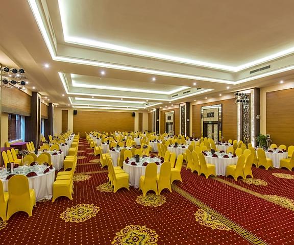 Muong Thanh Luxury Quang Ninh Hotel Quang Ninh Halong Banquet Hall
