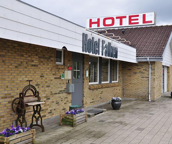 Hotel Falken Midtjylland Videbaek Facade