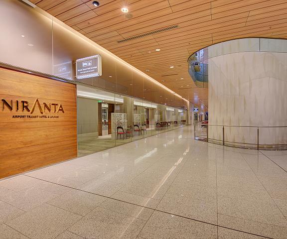Niranta Transit Hotel Terminal 2 Arrivals/Landside Maharashtra Mumbai Public Areas