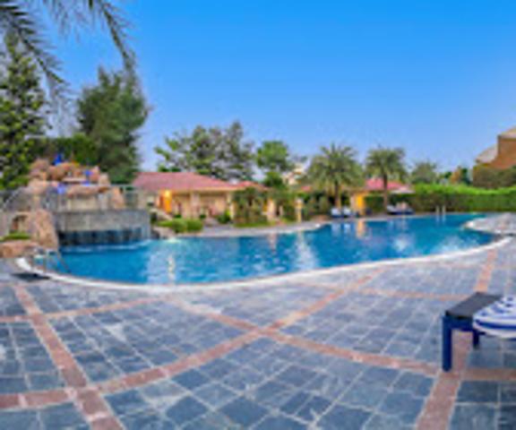 Resort De Coracao Uttaranchal Corbett Pool