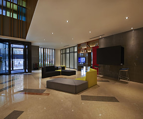 Holiday Inn Express Zhengzhou Zhengdong, an IHG Hotel image 1 