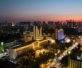 Crowne Plaza Zhengzhou, an IHG Hotel image 3 