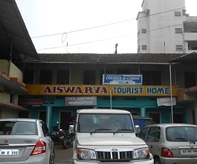 Aiswarya Tourist Home image 5 