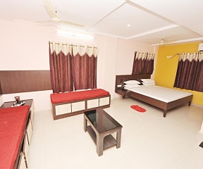 Shree Laxmi Guest House image 1 