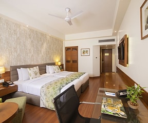 Hotel Maurya image 4 