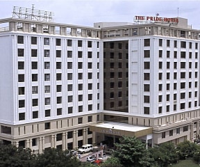 Pride Plaza Hotel Ahmedabad image 5 
