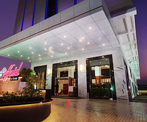 Effotel Hotel By Sayaji image 1 