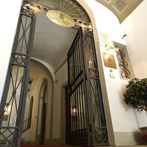 Tuscany Florence Entrance