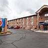 Motel 6 Milwaukee, WI - Glendale