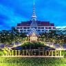 Smiling Deluxe Hotel