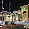 La Quinta Inn & Suites by Wyndham Knoxville Papermill